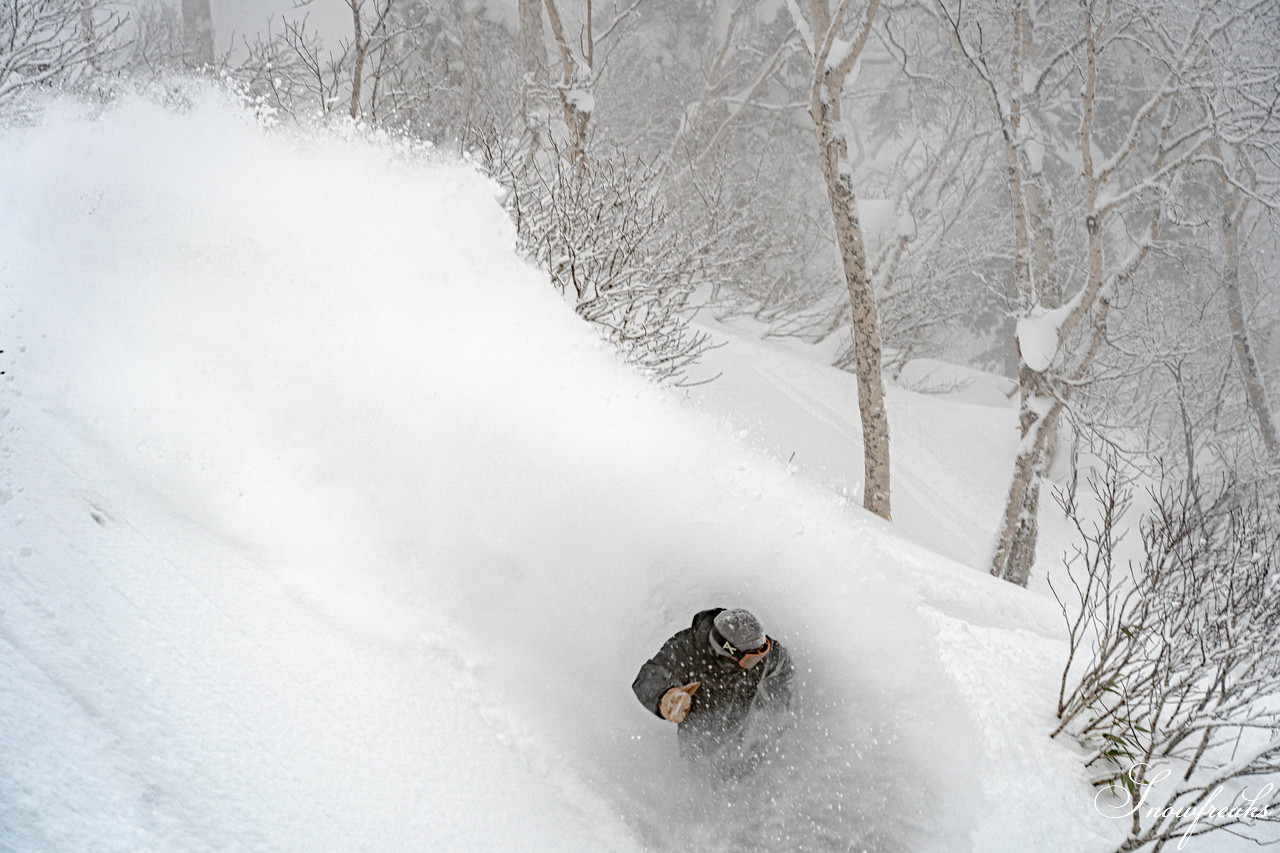 層雲峡黒岳ロープウェイスキー場　積雪170cm、雪質はパウダースノー。やはり、黒岳は別格のコンディション！